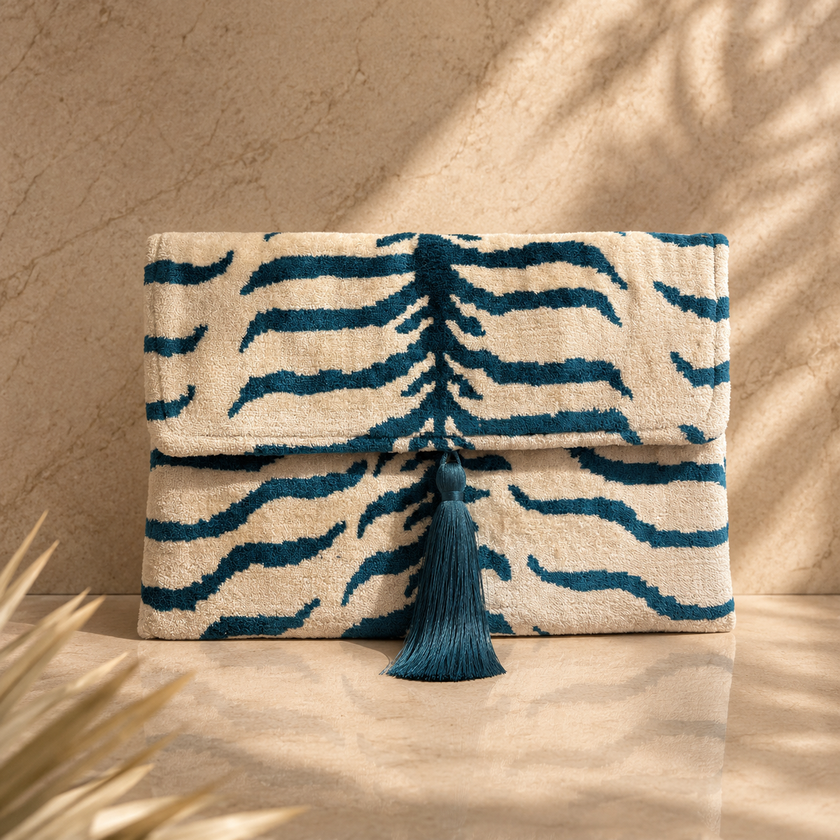 Clutch Velvet Zebra